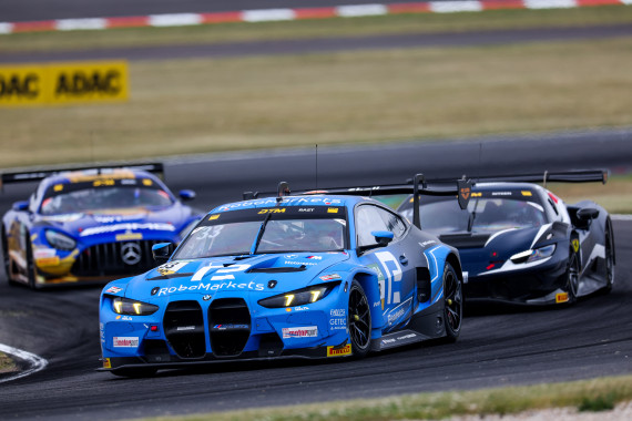 Im BMW M4 GT3 Evo belegte René Rast den zweiten Platz