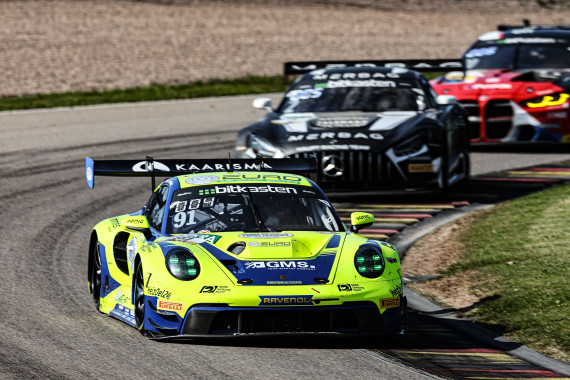 Porsche-Duo auf Platz fünf: Finn Gehrsitz und Sven Müller