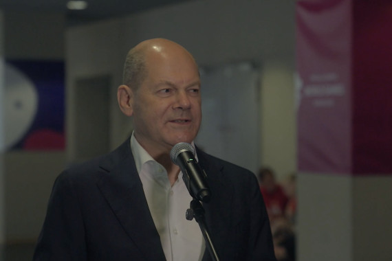 Bundeskanzler Olaf Scholz hat die Special Olympics World Games in Berlin besucht.