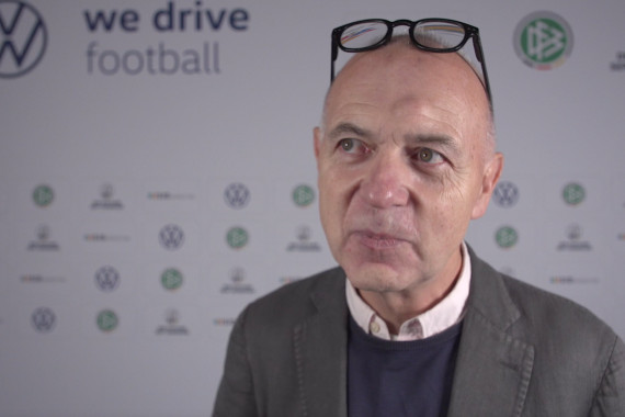 Im Interview spricht DFB-Präsident Bernd Neuendorf u.a. über die Fußball-Inklusionstage und die Entlastung der Fußballvereine während der Energiekrise.