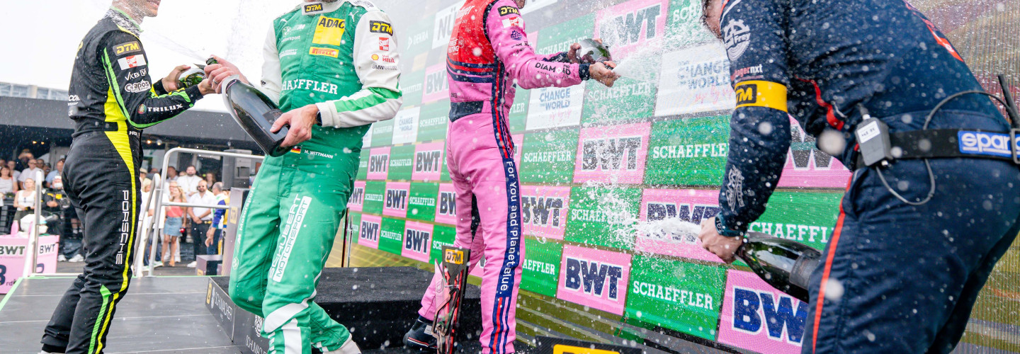 Das DTM-Podium auf dem Nürburgring: Thomas Preining, Marco Wittmann und Matteo Cairoli (l-r)