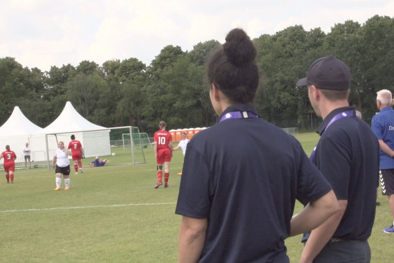 Lahm und Sasić zu Besuch bei den Special Olympics