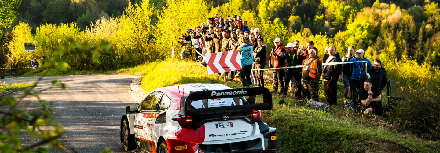 Die ausgewiesenen Zuschauerpunkte geben bei der Central European Rallye eine tolle und sichere Sicht