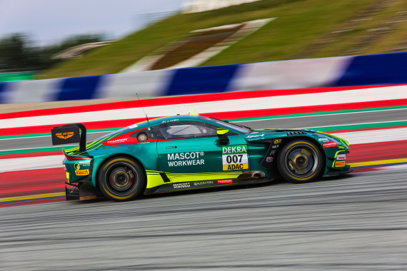 Das Feature „Driver of the Day“ bringt die DTM gemeinsam mit Fashionpartner PME Legend an den Start