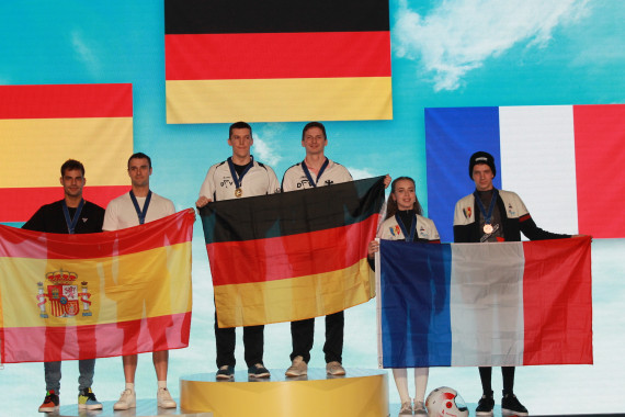 Siegerehrung: EM-Gold für Christian Kaufmann (li) und Timmy Dittrich (re)
