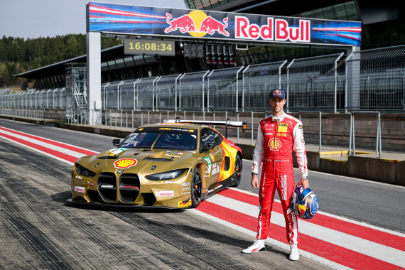 Red‑Bull‑Athlet und BMW M-Werksfahrer Kelvin van der Linde führt das „Team DTM“ an