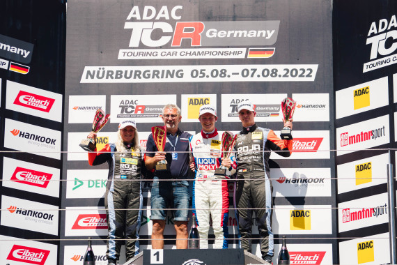 Das Podium der ADAC TCR Germany auf dem Nürburgring