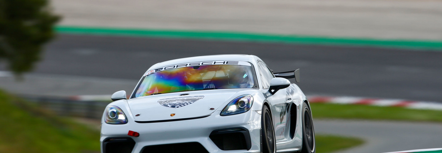 Der Porsche 718 Cayman GT4 von Overdrive Racing bei Testfahrten - Urheber: Overdrive Racing 
