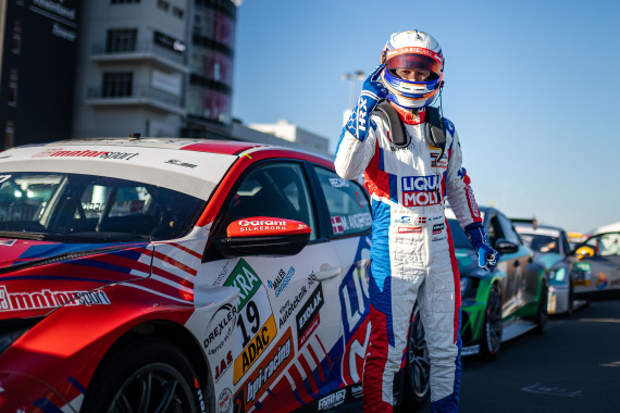 Martin Andersen sichert sich die Pole-Position für das achte Saisonrennen der ADAC TCR Germany