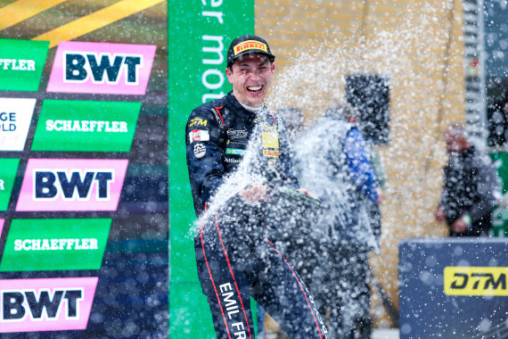 F1.jpg