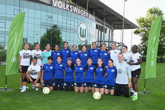 Almuth Schult und die afghanische Frauenfussballnationalmannschaft