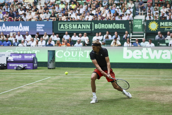 Alexander Zverev steht das erste Mal seit 2017 wieder im Halbfinale der TERRA WORTMANN OPEN