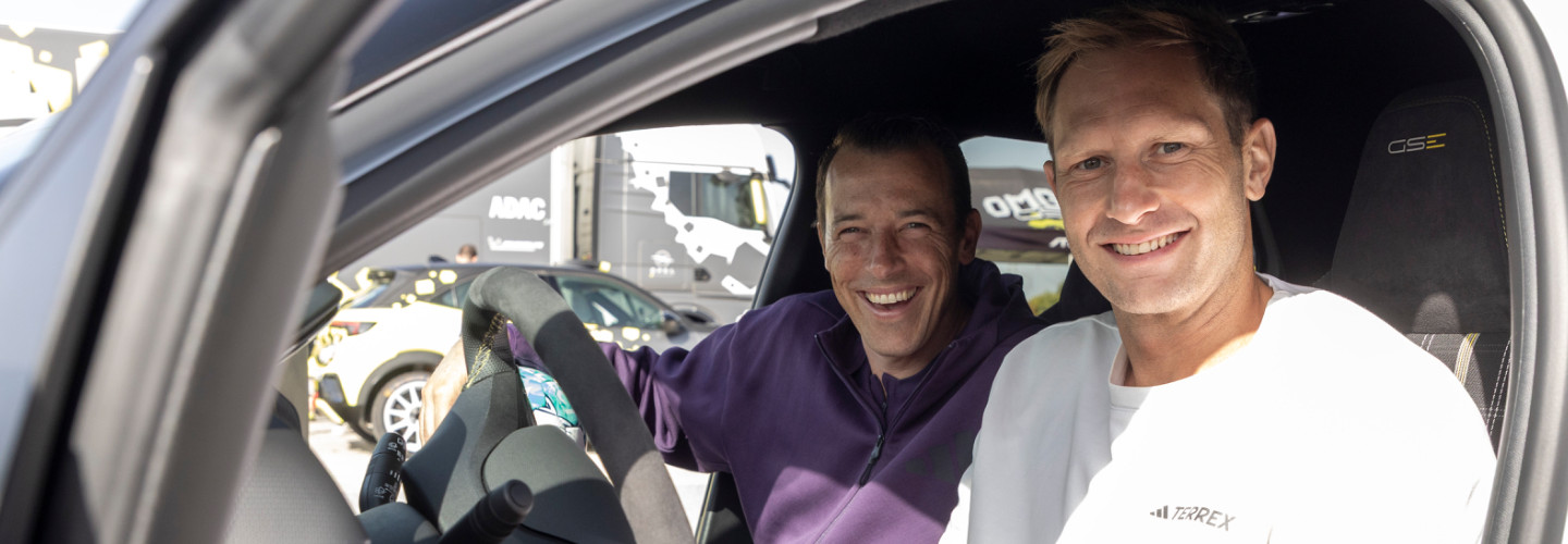 Dominik Klein und Steffen Weinhold testen den neuen Opel Corsa GSE