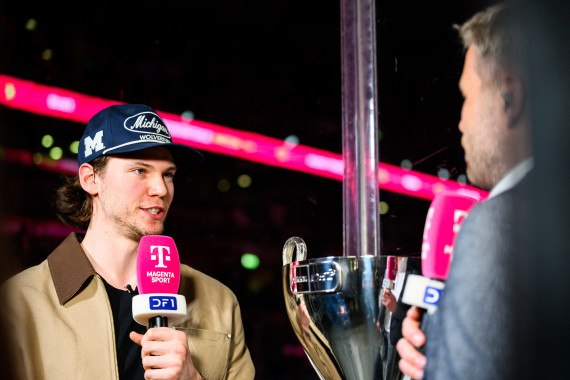NHL-Star Moirtz Seider im MagentaSport-Interview