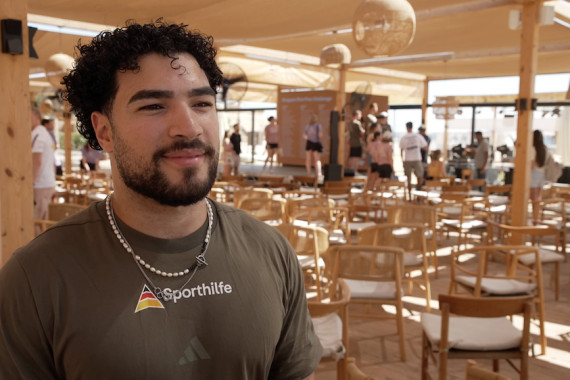 Im Interview spricht Bobpilot Adam Ammour über die Eröffnung und die Bedeutung des Sporthilfe Club der Besten.