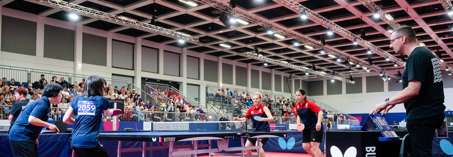 Szene vom Tischtennis-Wettbewerb