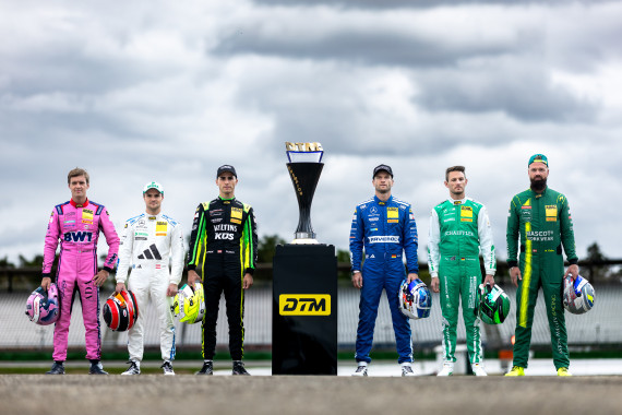 Die DTM-Titelkandidaten Matteo Cairoli, Lucas Auer, Thomas Preining, Maro Engel, Marco Wittmann und Nicki Thiim (l-r)