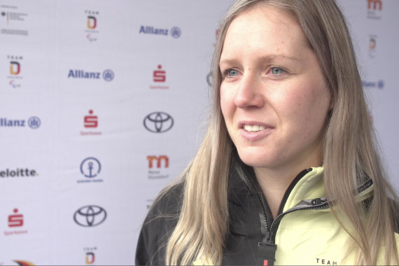 Im Interview spricht Para-Skirennfahrerin Andrea Rothfuss u.a. über das Event im Europa-Park und die Vergabe der Team D Awards.