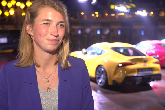 Während des Team-D-Events gewinnt Hanna Granitzki einen nagelneuen Toyota Supra. Im Interview spricht sie über ihren Hauptgewinn und das Event im Europa-Park.