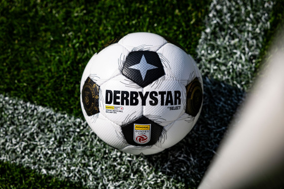 ÖFBL und Derbystar präsentieren neuen Spielball