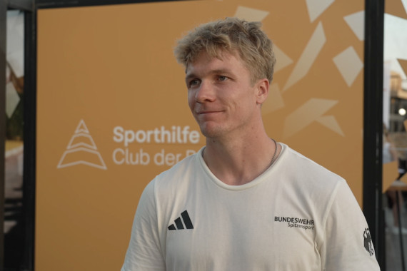 Im Interview spricht Kanu-Olympiasieger Jacob Schopf unter anderem über die Besonderheiten des Sporthilfe Club der Besten und blickt auf die Entscheidung, welche deutsche Region sich um die Austragung Olympischer und Paralympischer Spiele bewirbt.
