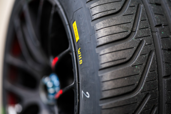 Pirelli wählte die DTM und das ADAC GT Masters für die Premiere des neu entwickelten Regenreifens Cinturato WHB