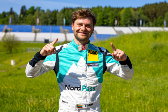 Jonas Karklys sichert sich Pole-Position