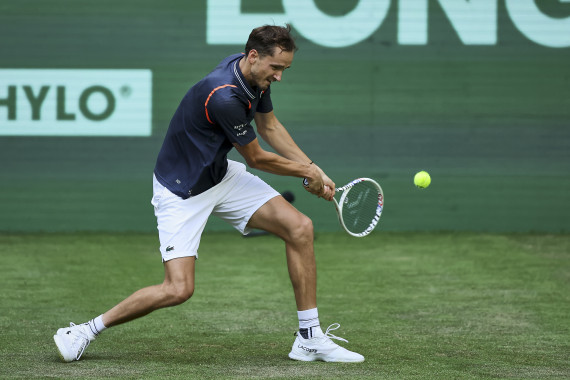 Der topgesetzte Medvedev spielt seine Achtelfinalpartie am Mittwoch gegen den Serben Djere