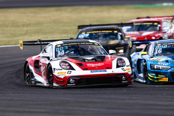 Razoon - more than Racing feierte 2025 zwei Saisonsiege