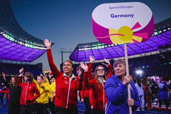 Einzug der Delegation von SO Deutschland bei der Athletenparade