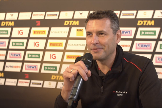 Im Interview spricht Manthey EMA Teamchef Nicolas Raeder u.a. über die aktuelle Saison-Bilanz seines Teams und die Ziele für die Zweite Saisonhälfte der DTM.