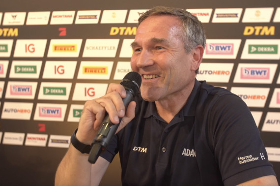 Im Interview spricht ADAC Motorsportchef Thomas Voss u.a. über den bisherigen verlauf der DTM seit der Rechte-Übernahme des ADAC und die Neuerungen die damit einhergehen.