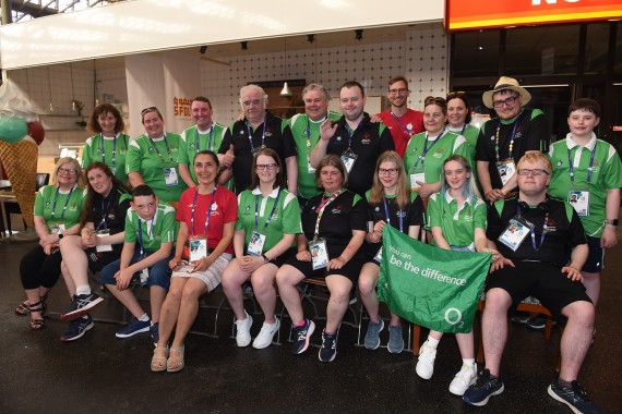 Internationale Delegation aus Irland