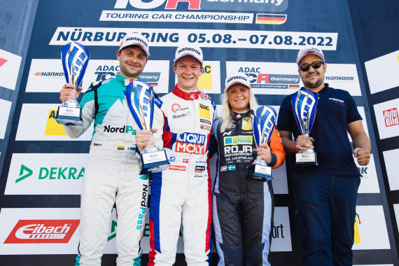 Podium: Jonas Karklys, Martin Andersen und Jessica Bäckman (vl) waren die schnellsten in der Eifel