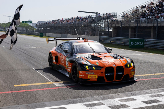 Leyton Fourie und Tim Zimmermann haben Rennen 1 in Zandvoort gewonnen