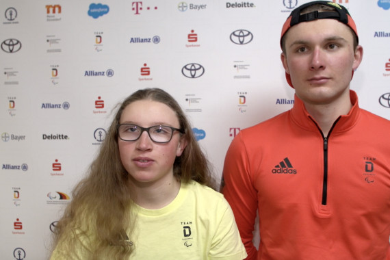 Interview mit Leonie Walter und ihrem Guide Pirmin Strecker nach Bronzemedaille im Biathlon-Sprint