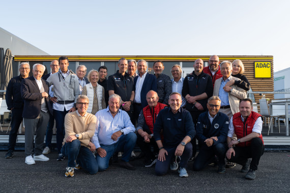 Am Samstag feierten Motorsport-Legenden in der ADAC Hospitality den Start der DTM-Saison 2023