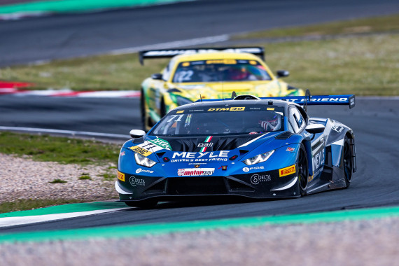 Freut sich auf sein Heimspiel am DEKRA Lausitzring: Maximilian Paul