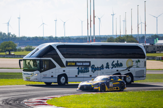 Bei der Track Safari erleben Fans die DTM aus völlig anderer Perspektive