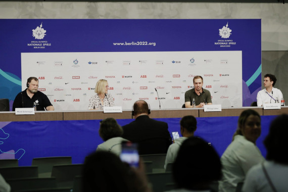 Abschluss-Pressekonferenz Mark Solomeyer, Christiane Krajewski, Philipp Lahm, Sven Albrecht