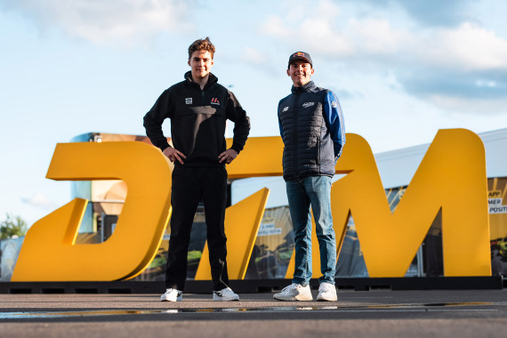 Morris Schuring und Thierry Vermeulen sind bereit für ihr Heimspiel (l-r)