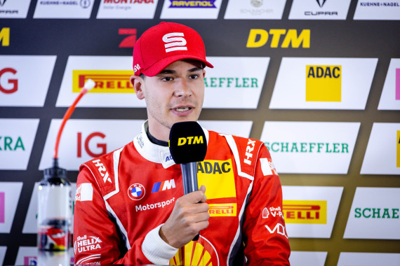 Sheldon van der Linde startet als Titelverteidiger in die DTM-Saison 2023