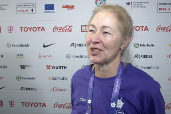 Interview mit Special-Olympics-Volunteer Birgit Müller, die zum Abschluss der Weltspiele u.a. über ihre Erfahrungen rund um die Wettbewerbe und ihre Wünsche für die Zukunft spricht.
