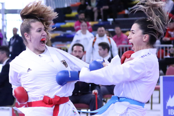 Johanna Kneer (links) bei der diesjährigen Europameisterschaft im spanischen Guadalajara.