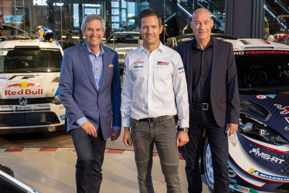 Dr. Gerd Ennser, ADAC Sportpräsident, Sébastien Ogier, Jona Siebel, Managing Director WRC