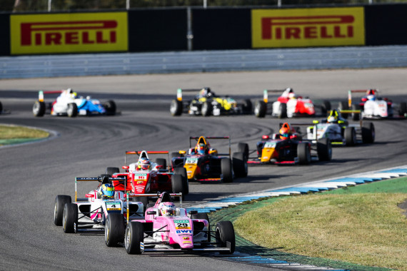 Die ADAC Formel 4 startet zwei Mal in Hockenheim 